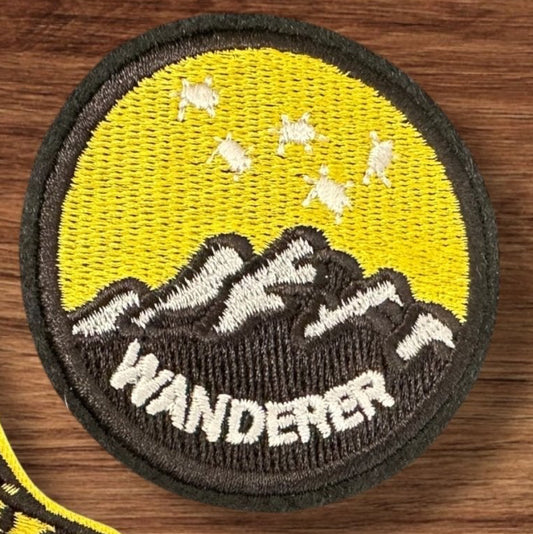 “Wanderer” Mountain Round Iron On Embroidered Patch - Wander Together Outfitters