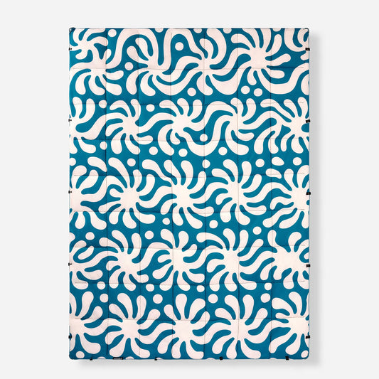 Graphene Puffer Sleeping Bag Blanket: Whirlpool Teal Ocean