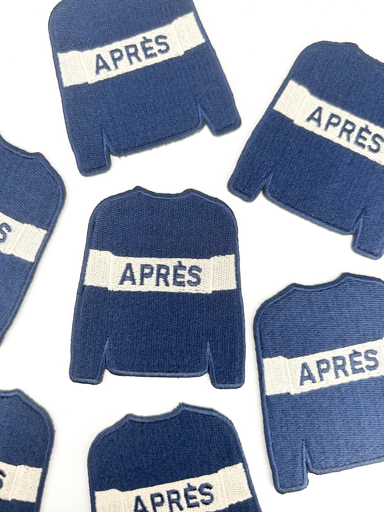 "Après" Ski Sweater Iron On Patch - Wander Together Outfitters