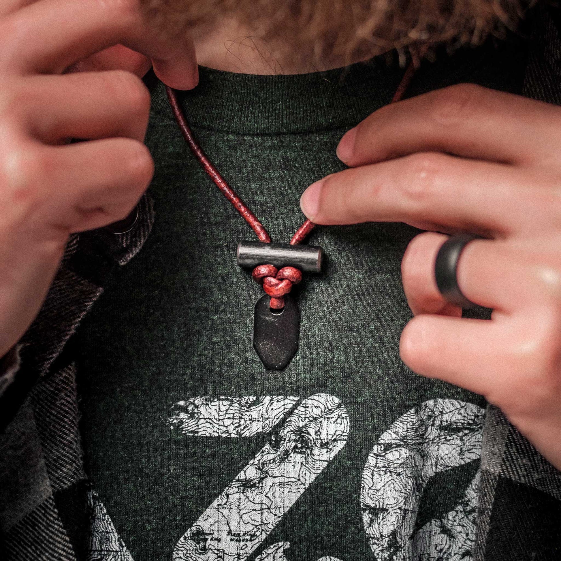 Bushcraft Necklace™ Fire Starting Unisex Necklace - Wander Together Outfitters