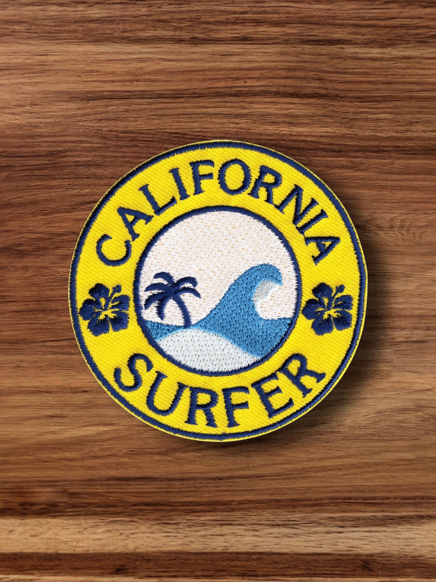 “California Surfer" Round Iron On Patch Wave And Palm Tree - Wander Together Outfitters