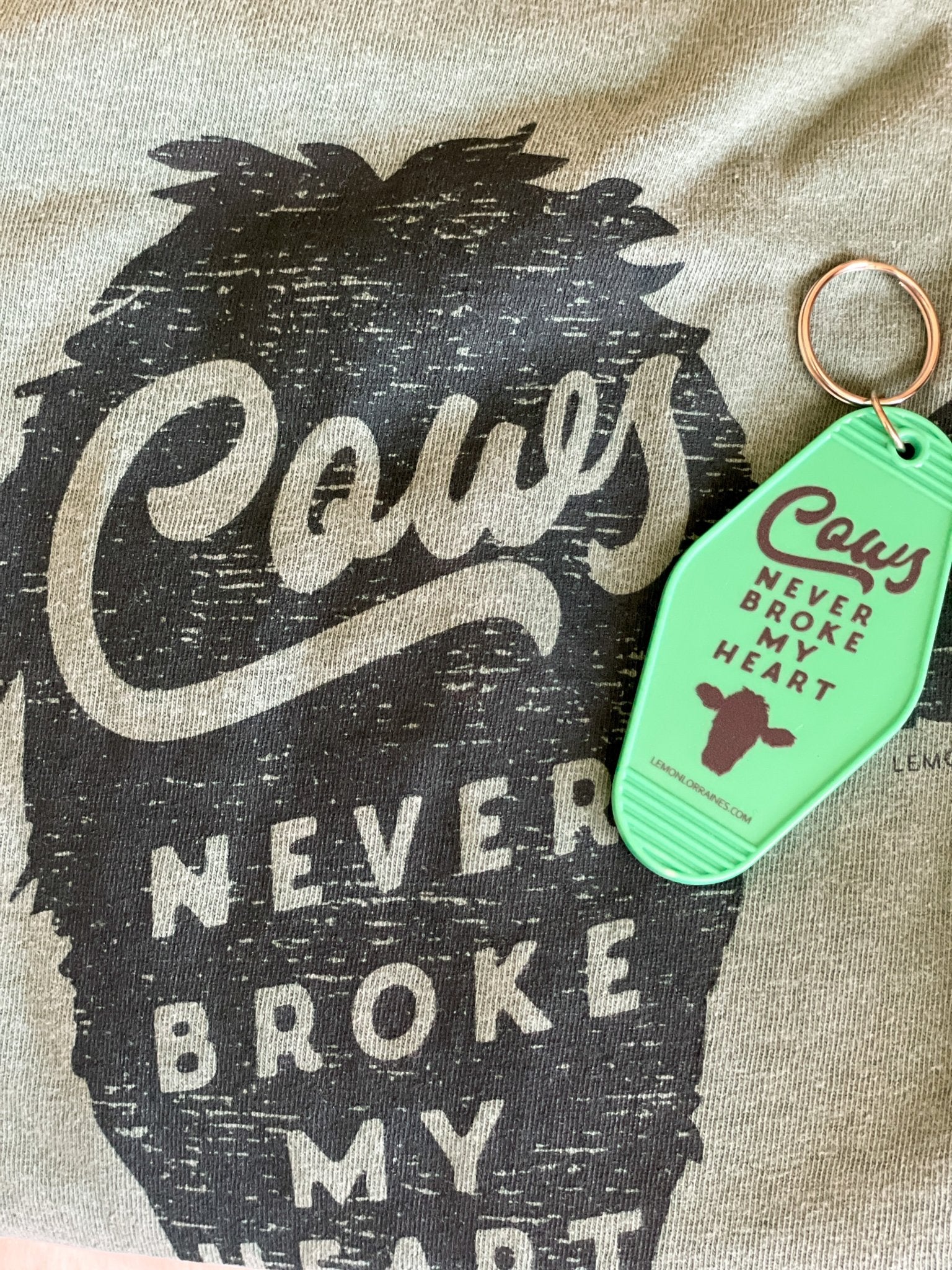 “Cows Never Broke My Heart” Motel Keychain - Wander Together Outfitters
