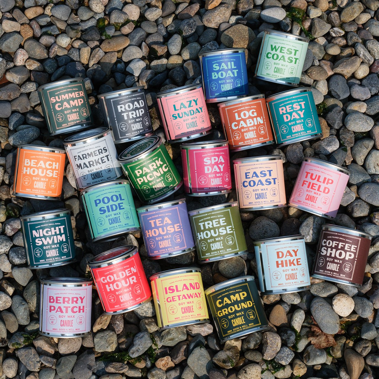 Day Hike Happy Place Candle (Crisp Air, Berries, Spruce, Amber) - Wander Together Outfitters