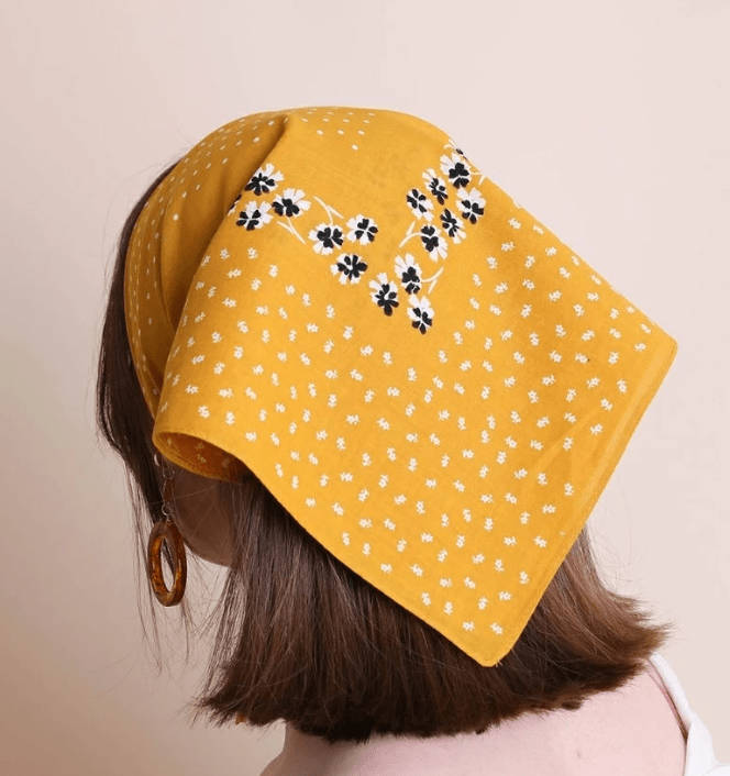 Ditsy Floral Print Bandana (Yellow or Black) (CLEARANCE) - Wander Together Outfitters