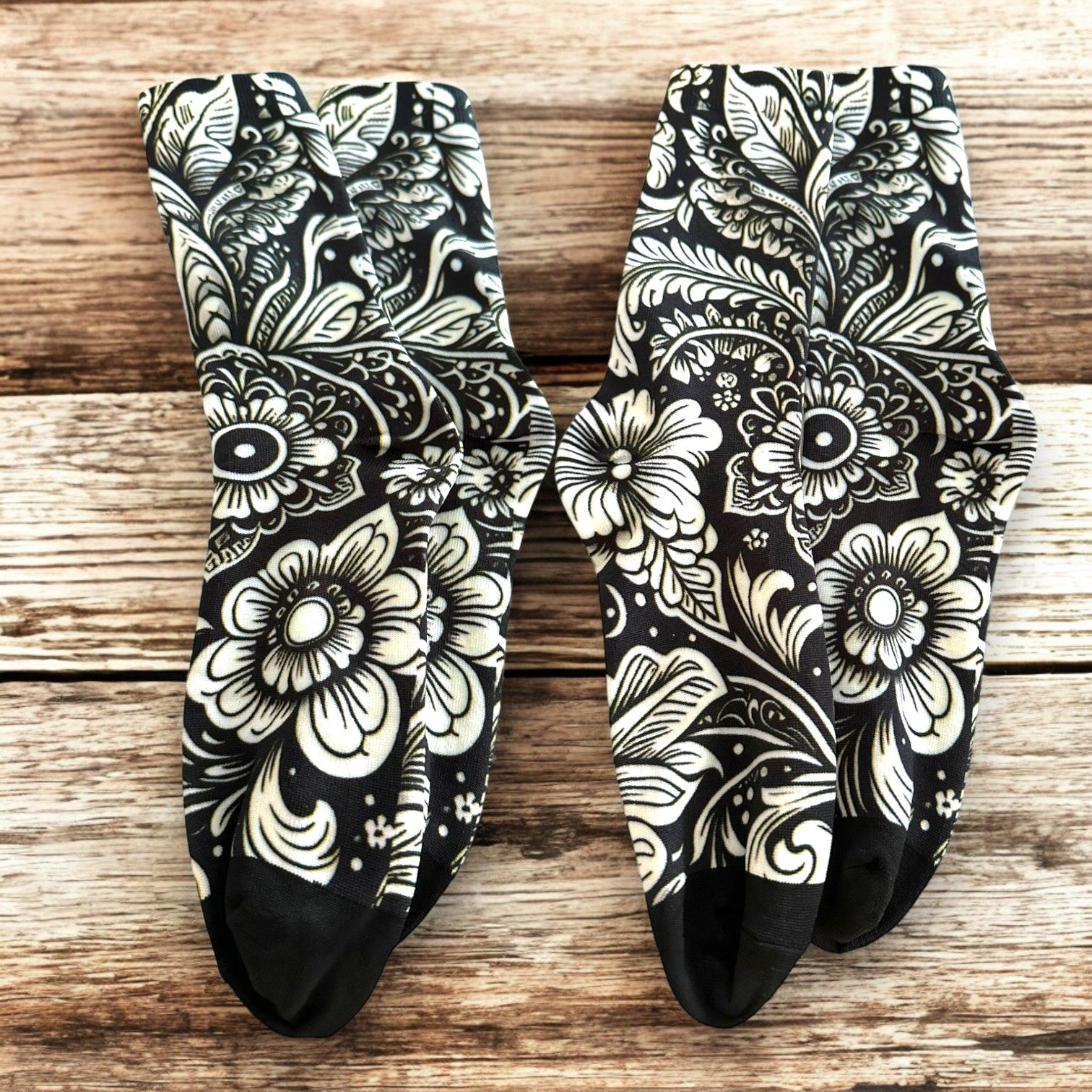 Floral Printed Socks - Wander Together Outfitters