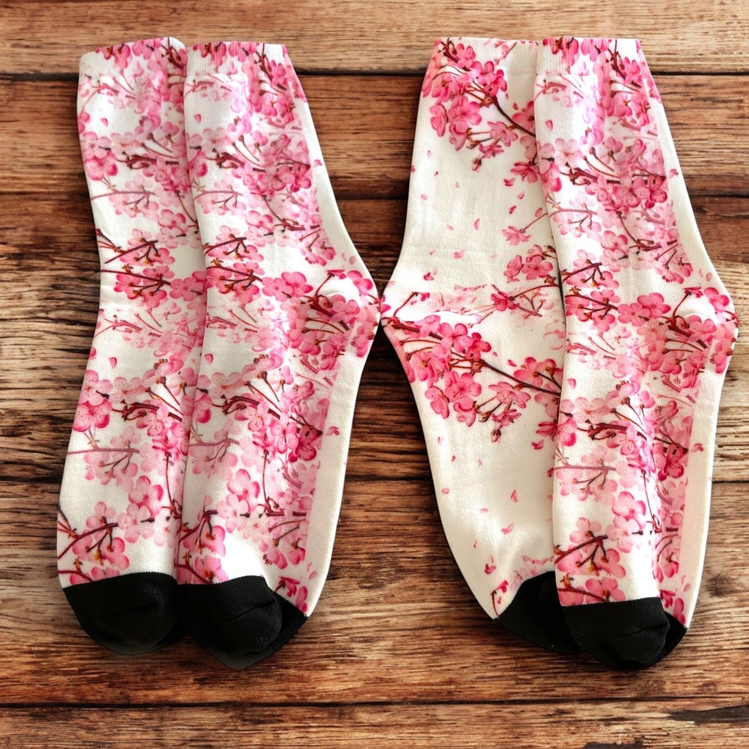 Floral Printed Socks - Wander Together Outfitters