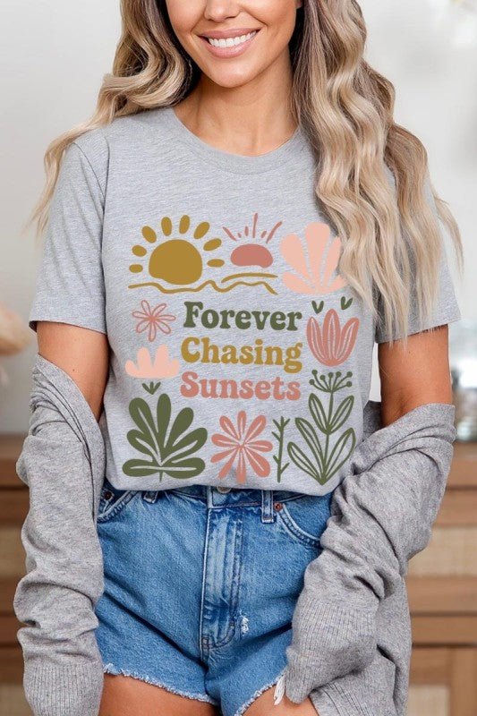"Forever Chasing Sunsets" Graphic Jersey Tee - Wander Together Outfitters