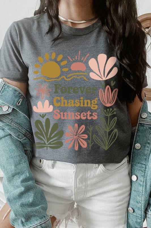 "Forever Chasing Sunsets" Graphic Jersey Tee - Wander Together Outfitters