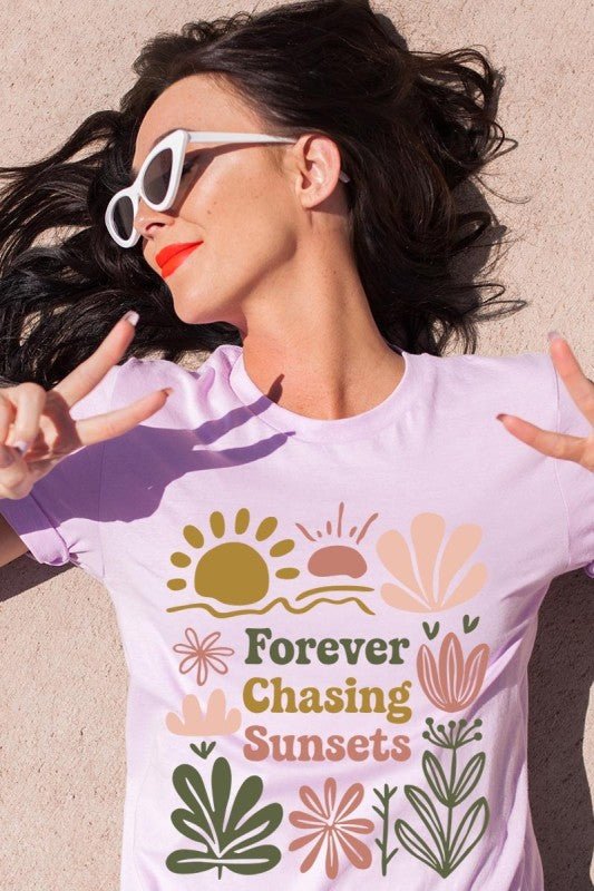 "Forever Chasing Sunsets" Graphic Jersey Tee - Wander Together Outfitters