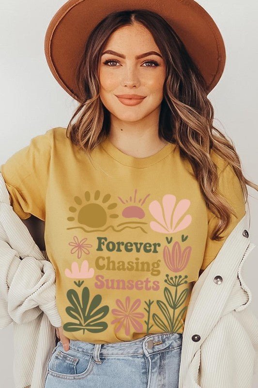 "Forever Chasing Sunsets" Graphic Jersey Tee - Wander Together Outfitters
