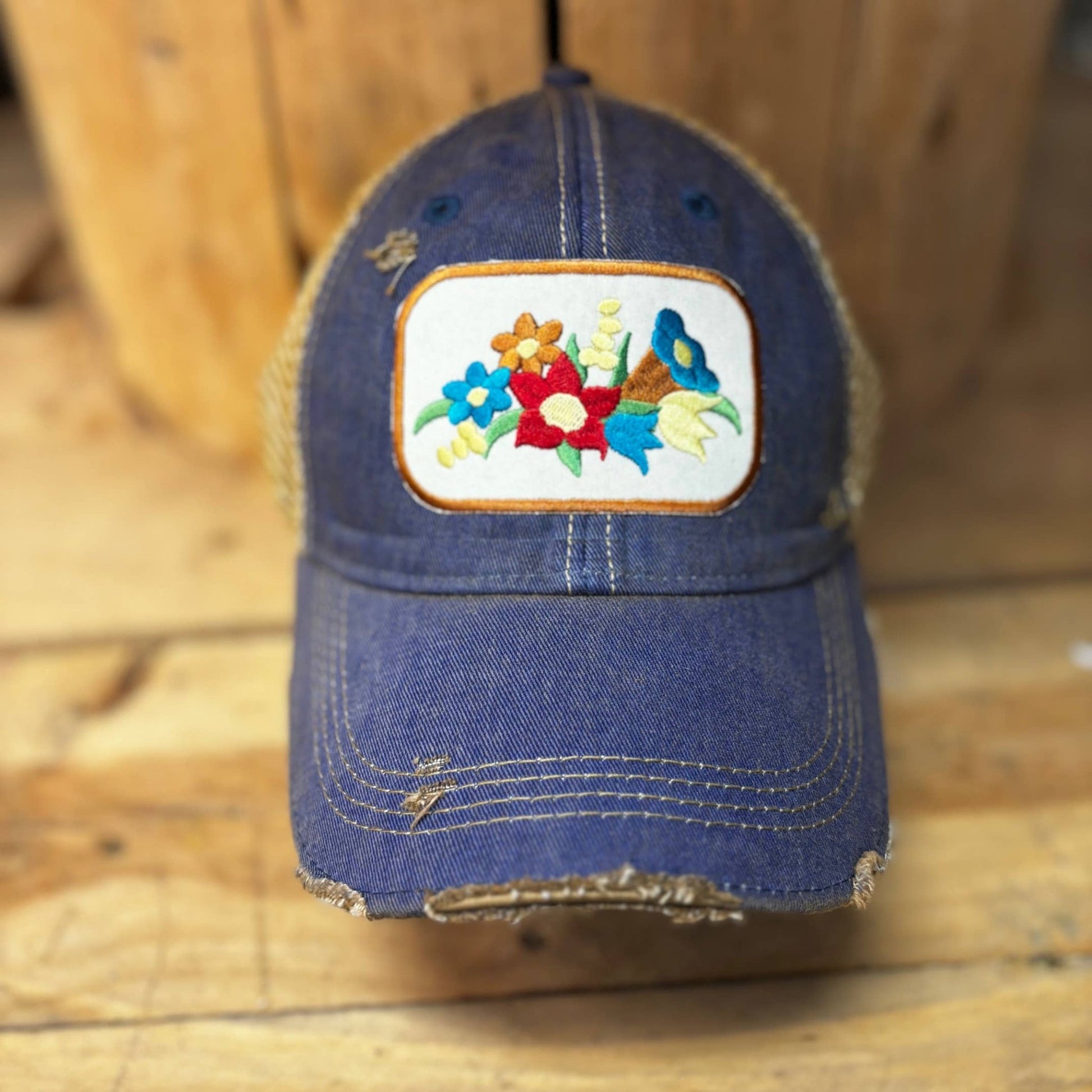 Gramma's Flowers Patch - Wander Together Outfitters