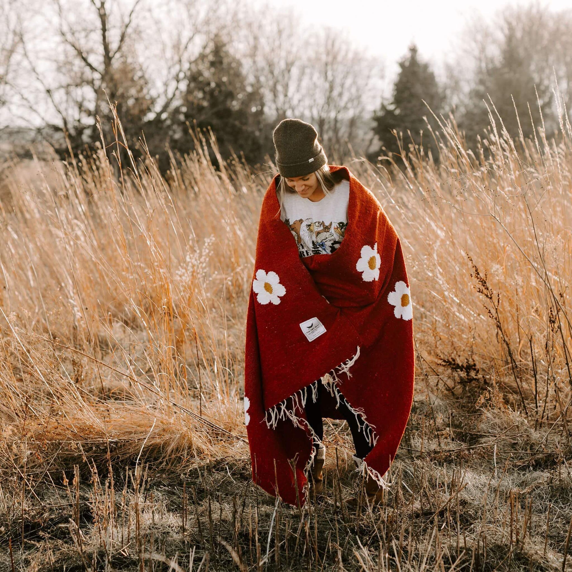 Lazy Daisy Blanket - Wander Together Outfitters