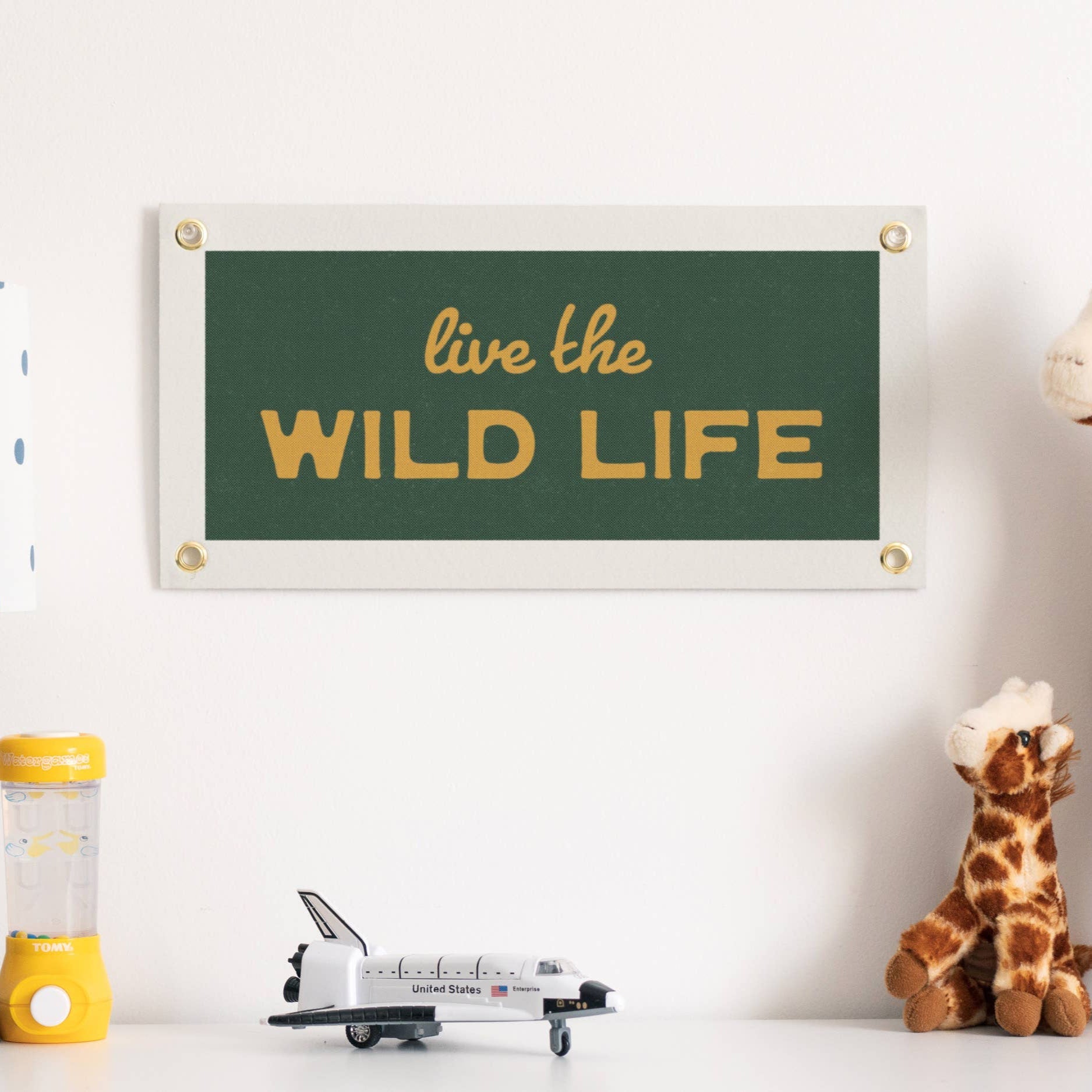 "Live the Wild Life" Felt Banner - Wander Together Outfitters