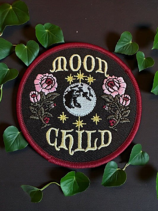 “Moon Child” Round Iron On Embroidered Patch - Wander Together Outfitters