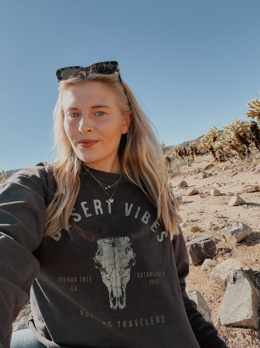 Roaming Desert Vibes Crop - Wander Together Outfitters