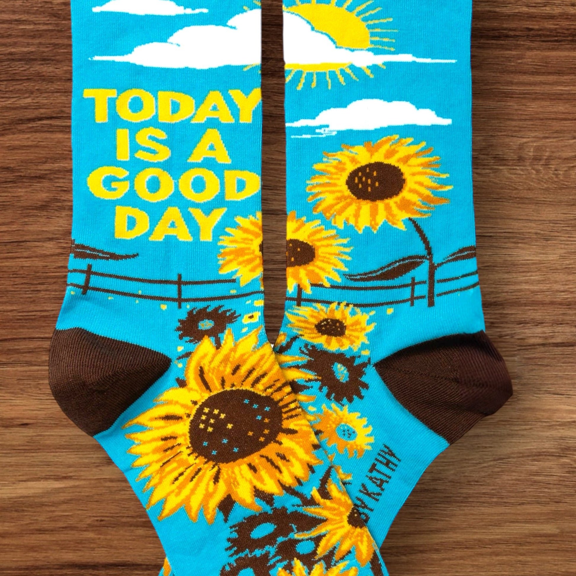 "Today Is A Good Day" Cheerful Unisex Socks - Wander Together Outfitters