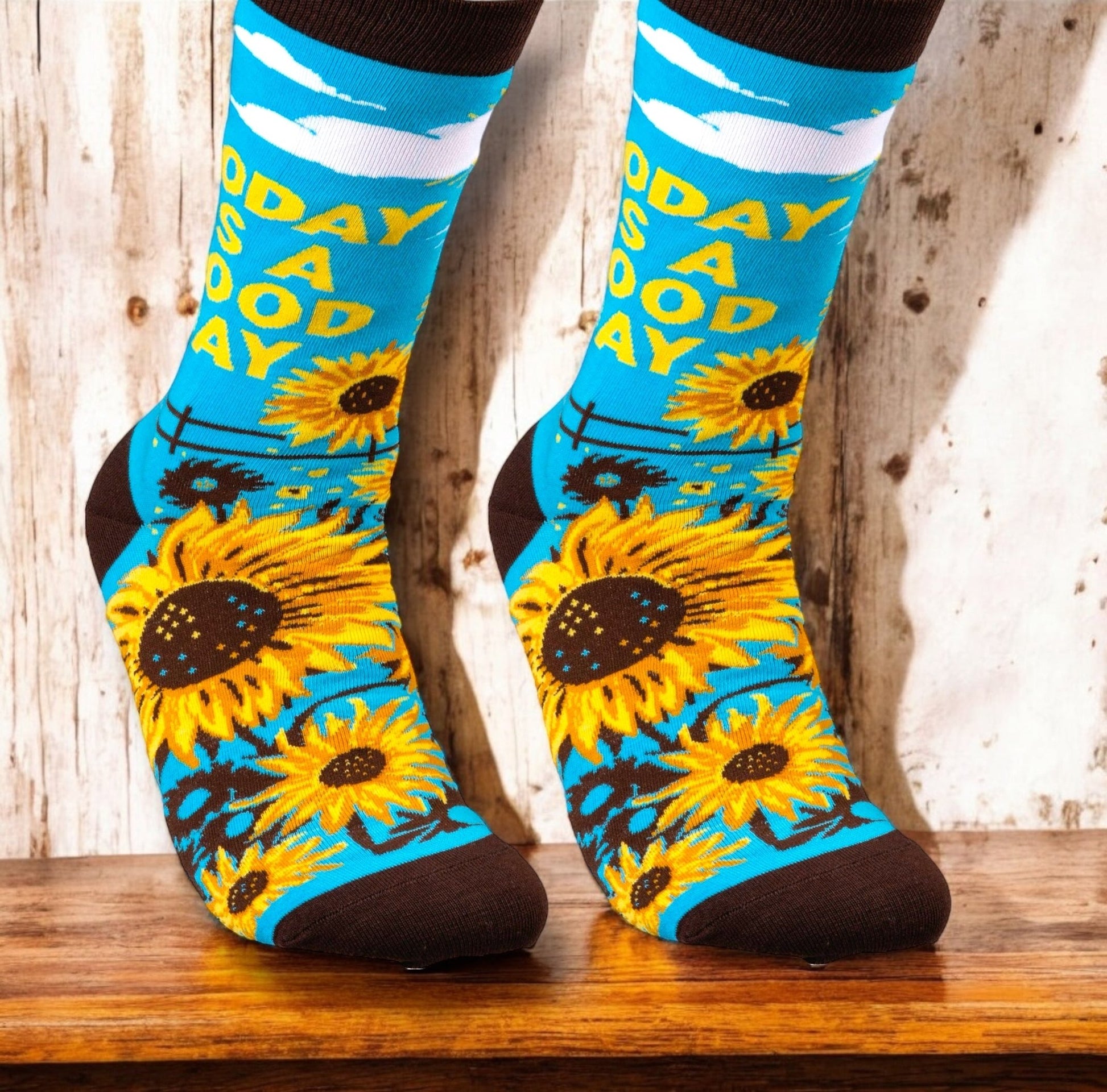 "Today Is A Good Day" Cheerful Unisex Socks - Wander Together Outfitters