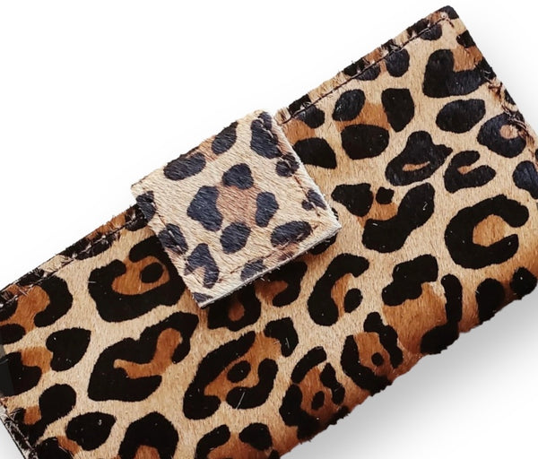 Luxury Leather Wallet in Leopard w/ Snap