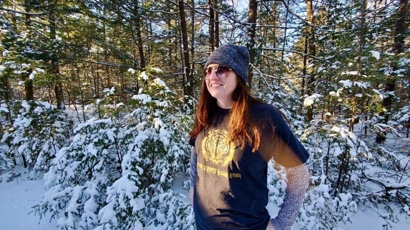 "Never Silence Your Roar" T-Shirt - Wander Together Outfitters