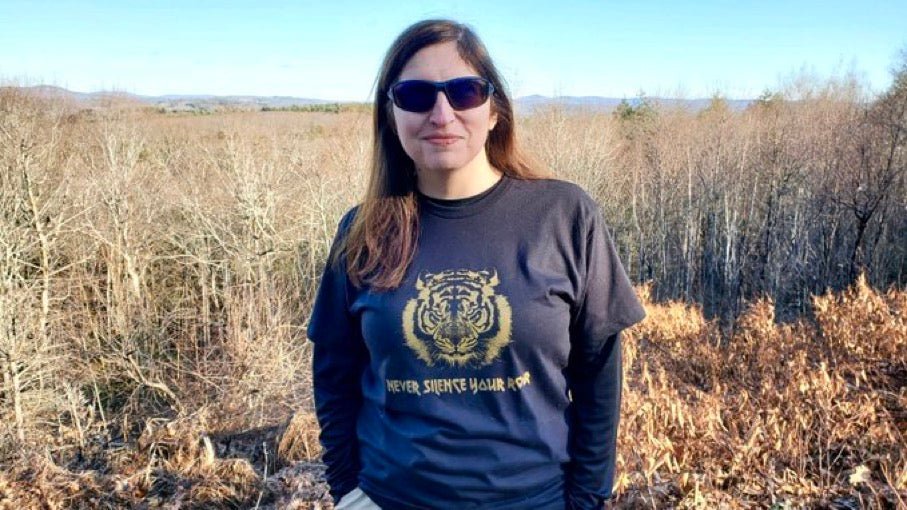 "Never Silence Your Roar" T-Shirt - Wander Together Outfitters