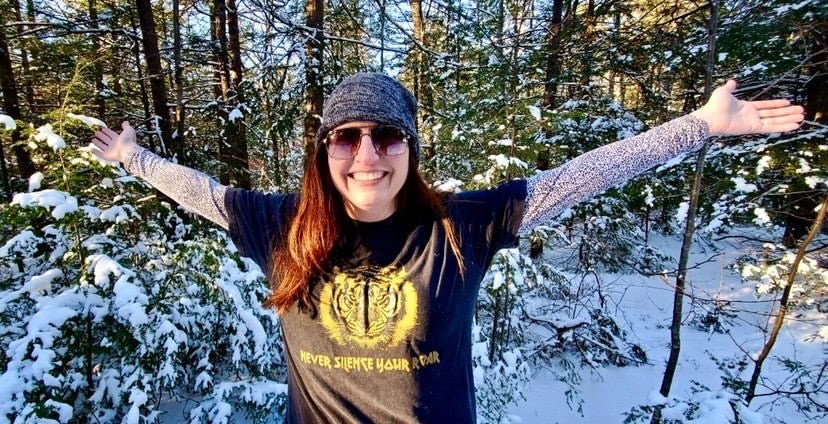 "Never Silence Your Roar" T-Shirt - Wander Together Outfitters